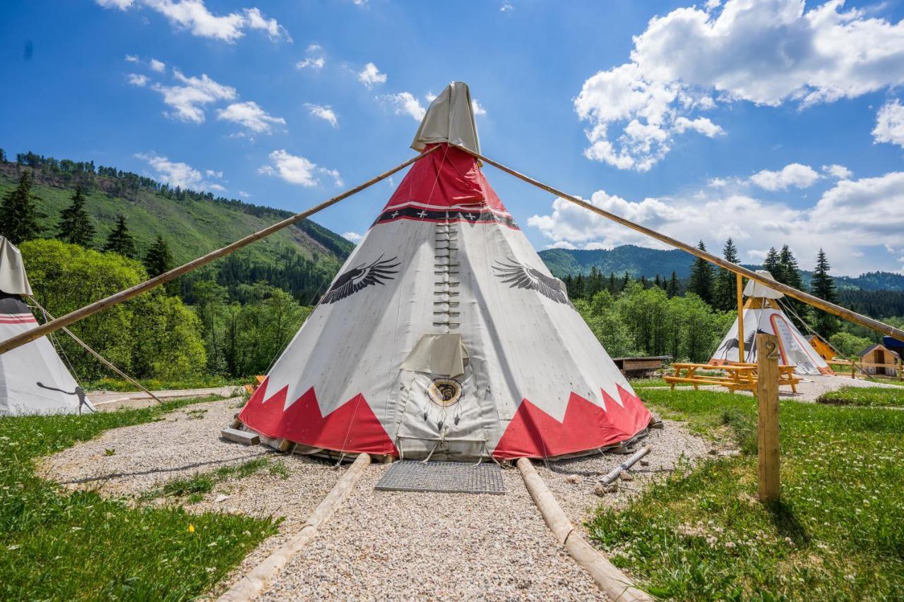 Ranc Pod Ostrou Skalou Pension Stratená Buitenkant foto