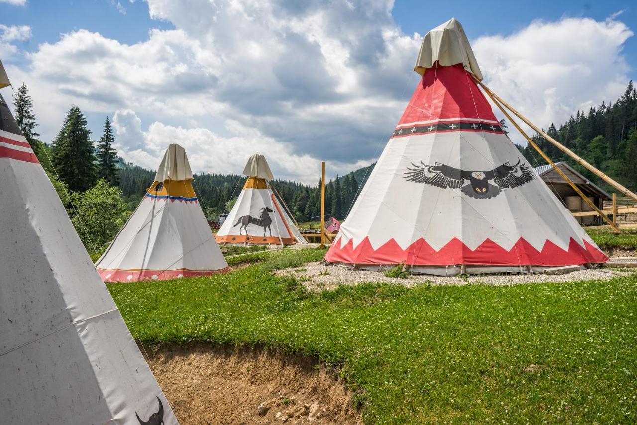 Ranc Pod Ostrou Skalou Pension Stratená Buitenkant foto